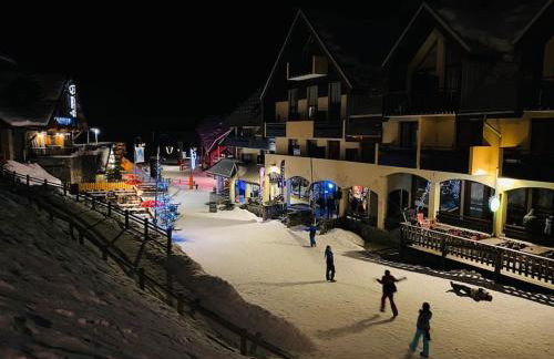 Oz en oisan APPART 6-8 PERS CHALET DES NEIGES Piscine -Sauna - Foto 12