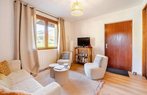 Cozy Alpine Apartment Sleeps 4, Private Parking - Foto 3