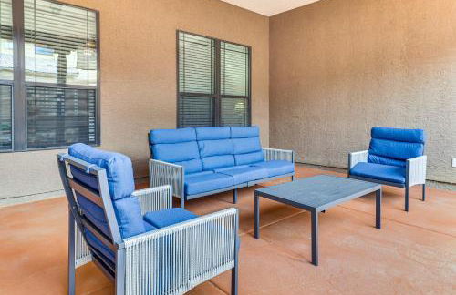 Easy ABQ Access Large Family Home with Patio and Yard - Foto 2