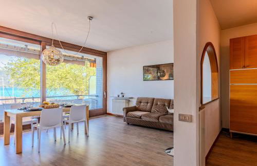 Apartment Attilio lake front view by Interhome - Foto 3