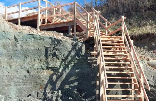 Bay - Brambles Chine, Colwell Bay - 5 star WiFi - Short walk to The Hut and beach - 1 night stays available - Ferry offers - Photo 27