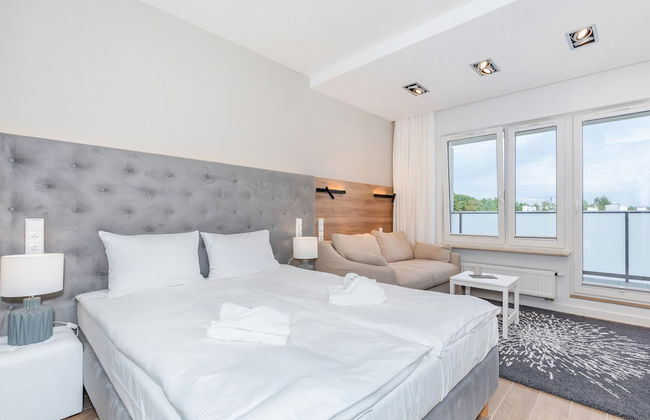 Aquamarina Onyx Apartments by Renters - Photo 24