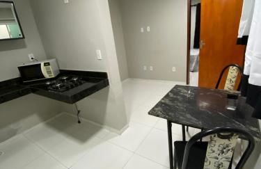 Ap de 2 quartos com ar e Wi-Fi - Foto 16