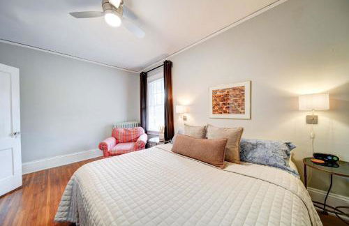 Elegant 1BR King Condo, Elizabeth-Plaza Midwood - Foto 16