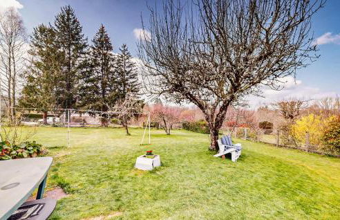 1 Bedroom Amazing Apartment In Treignac - Foto 13