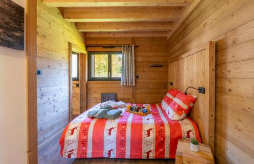 Chalet paisible 3 étoiles Sauna, Cheminée, Terrasse Sud, Vue montagne, Bois & Pierre authentique et confort moderne - Photo 15