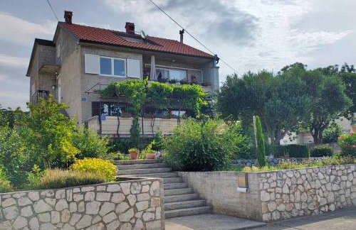 Apartment Krišković - Photo 2