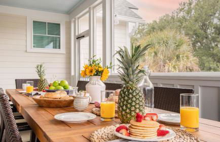 1blck to Beach, Pool, Firepit, Outdoor Kitchen, Game Room Pelican by Avantstay - Foto 12