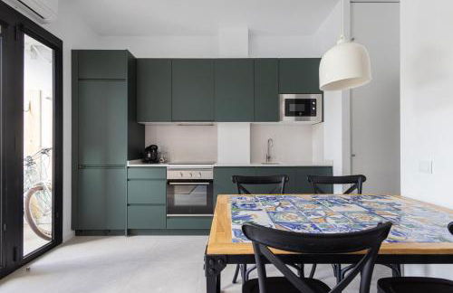 FLORIT FLATS - Stylish Valencia Ceramic Apartments with Free Bicycles by the Joaquin Sorolla Station - Photo 21