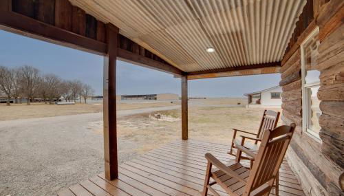 Couples Getaway with Ranch Views - Near Lavon Lake! - Foto 2