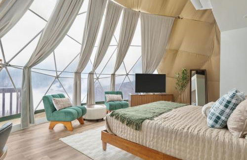 Luna Dome - Lakefront with Hot Tub, Wi-Fi, Sleeps 4 - Foto 2