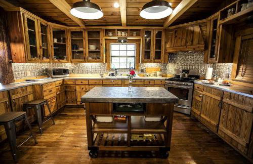 Charming Country Cabin Rental Located in Morton, Mississippi - Foto 7