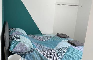 4-6 Guests in centre location with stunning views - Photo 13