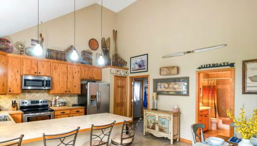 Waterfront Johnson Lake Getaway with Fire Pit! - Foto 5