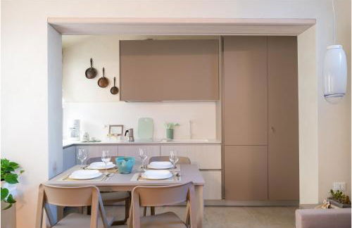 Tiffany Silver - Photo 8