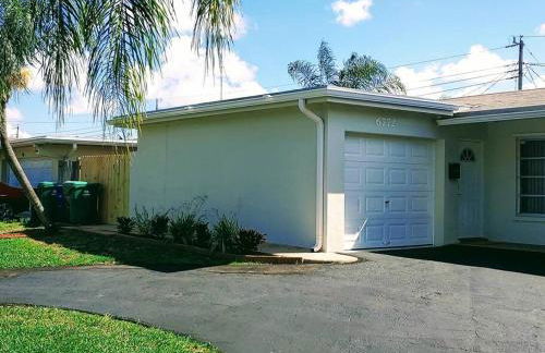 Amazing 5 Bedroom Pool Home - Minimum 28 days Stay Only Great Location! - Foto 25