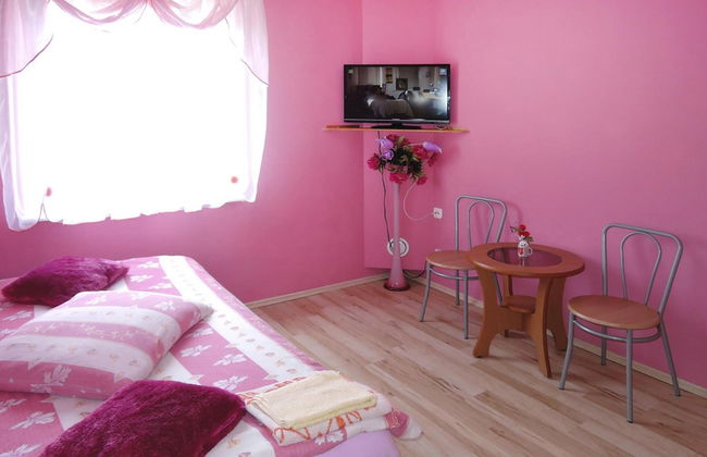 Holiday Home in Kolczewo by the Lake - Photo 5