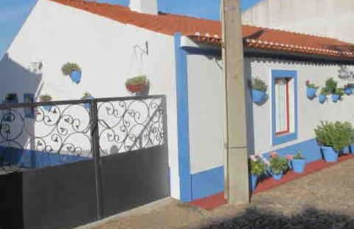 Casa dos Pécoxinhos - Photo 39