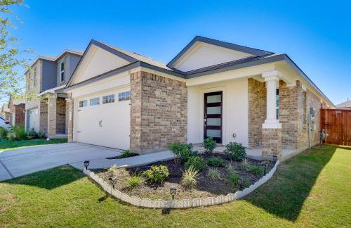 Hutto Getaway with Yard, 9 Mi to Lake Pflugerville! - Foto 3
