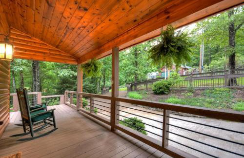 A Little Bit of Heaven Swim in the creek soak in the hot tub and relax in comfort - Foto 50