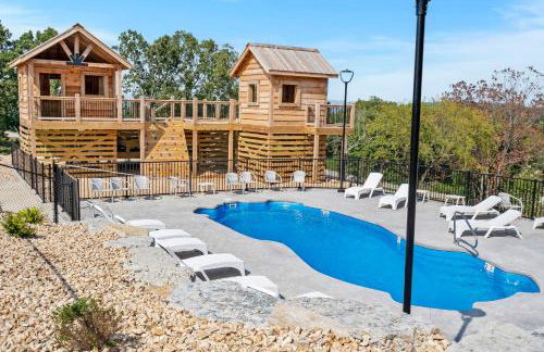 Private Hot Tub, Lake View, 70400 of Free Daily Tickets, Unique Floor Plan! - Foto $
