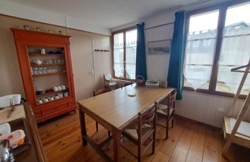 LOCATION à COUCY LE CHATEAU - Foto 6