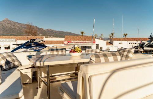 Hotel Yacht Our Alissa - Foto 27