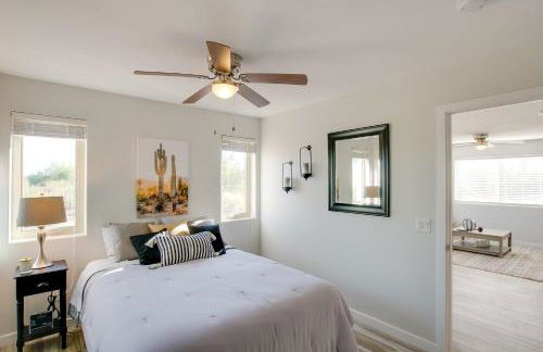 Poolside Relaxation Couples Retreat in Peoria! - Foto 17