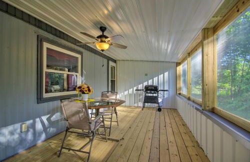 Unique Creekside Escape - Enjoy On-Site Goats! - Foto 4