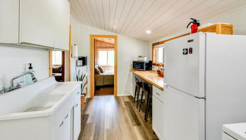 Steps to Houghton Lake Cabin with Fire Pit! - Photo 5