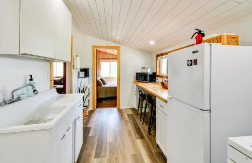 Steps to Houghton Lake Cabin with Fire Pit! - Foto 5