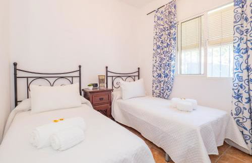 Cubo's Casa Vista Alegre - Photo 35