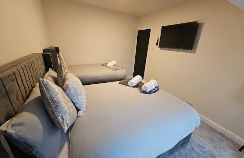 The Rocky Luxe - 4 Bedrooms - Parking - Sleeps 8 - Foto 45