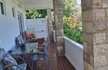 Vera Apartment - Photo 3