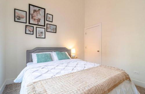City Views and Convenient 3BR Suite for Group of 8 Guests Near McCormick, Shedd Aquarium, Museum Campus & Navy Pier - Foto 12