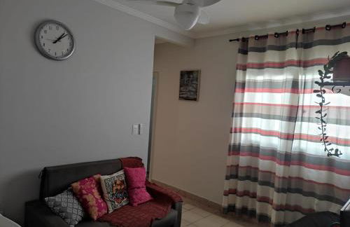 Apartamento inteiro no Bairro Santa Mônica - Foto 1