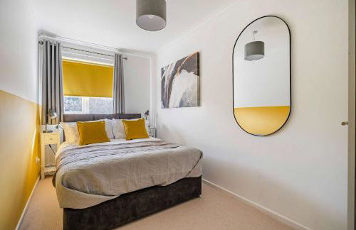 Stylish 2BR Apartment near MCR Airport - Foto 6