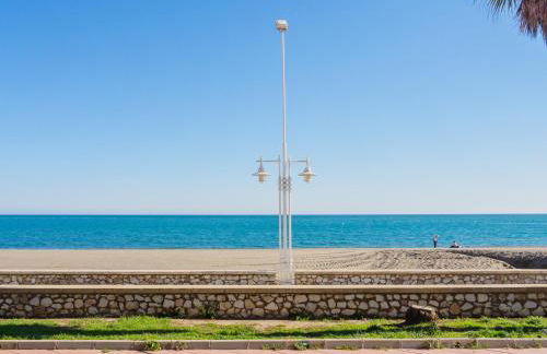 Cubo's Sea View Pacifico Street & Free Parking - Photo 39