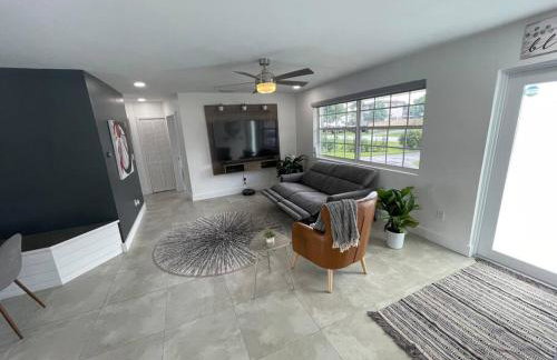 Modern pool home on the lake near Hardrock FLL airport - Foto 14