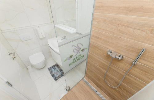 Villa Rosmarin - family friendly, beachfront - Photo 5