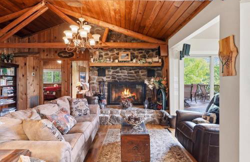 Lake Escape to an Elegant 4 Br Home 3 bath Home - Foto 8