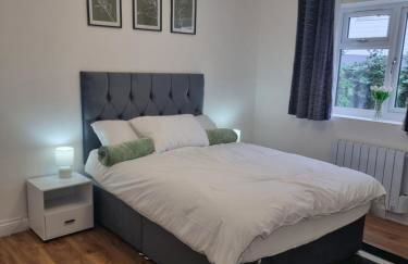 Very Cosy & Lovely 1 Bed Garden Apartment with side access, Suitable for Long Stay and Short Stay - Photo 20