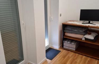 GAG Apartment in TRAM zone with FREE PARKING in front of the house - Photo 33