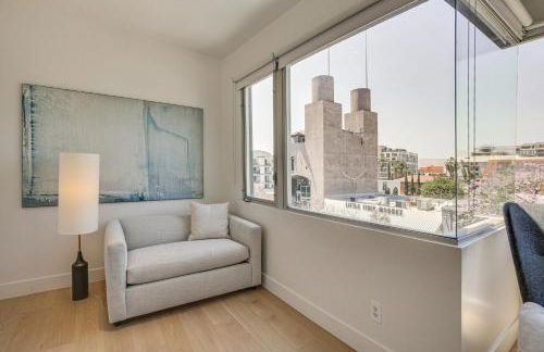 Rooftop with Views Modern Little Italy Townhome - Foto 16