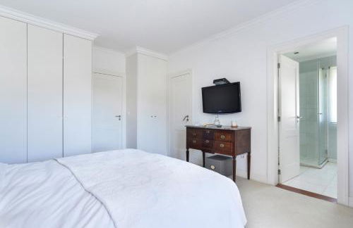 Estoril Garden Villa - 4Bedroom private pool - CheckinHome - Photo 17