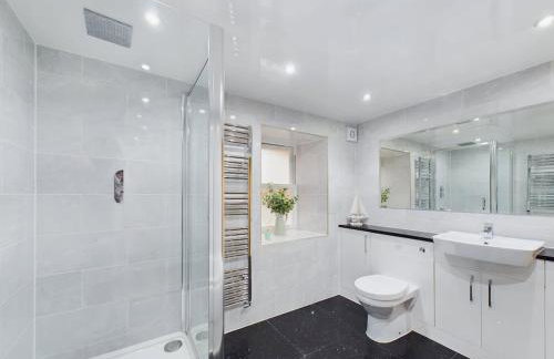 Charming 3 Bedroom Home in the Heart of Stanhope - Photo 20