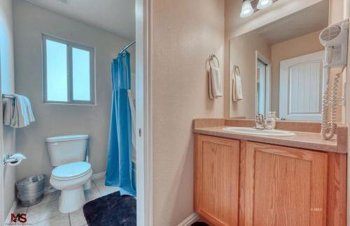 3BR / 2BA Townhome with Pool, Patio, WiFi, Washer/Dryer - Foto 8