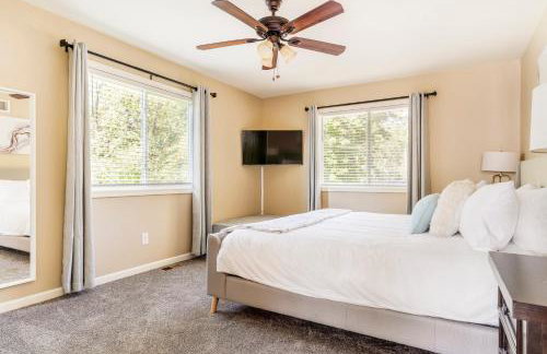 LARGE 5 Bed Lake Geneva Home 4 Blocks from Lake! - Foto 35