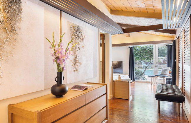 La Jolla Mid-century by Avantstay Private Pool, Outdoor Living + Ocean Views - Photo 22