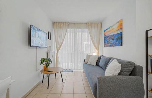 Neu Renoviert - 4 Schlafplätze, Zentral, Terrasse - Photo 10